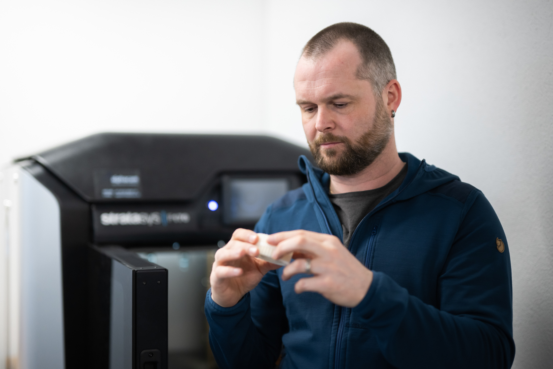 Aceon at work 42 1800px