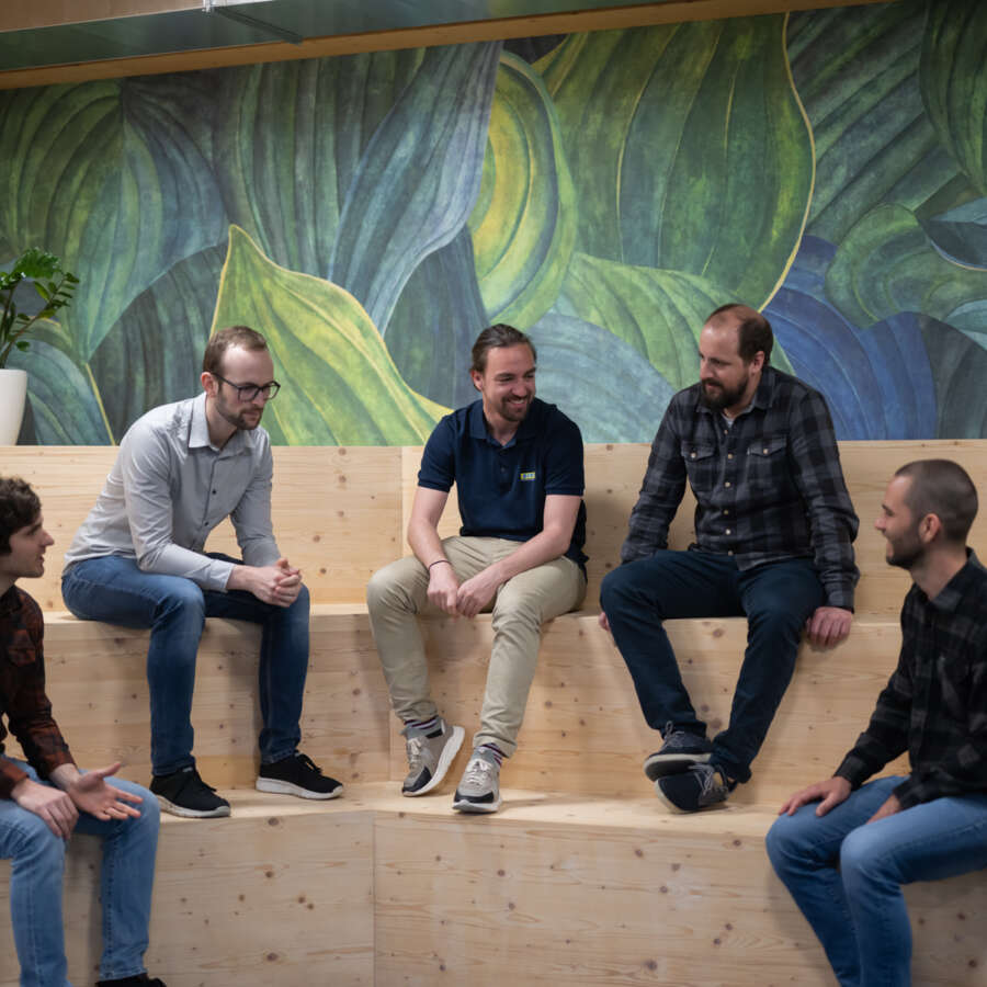 Aceon at work 6 1800px