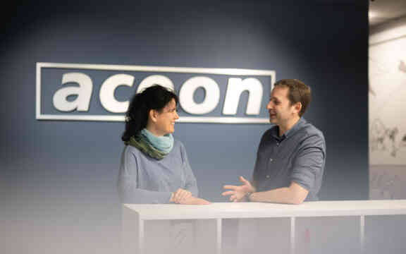 Besprechung 1800px
